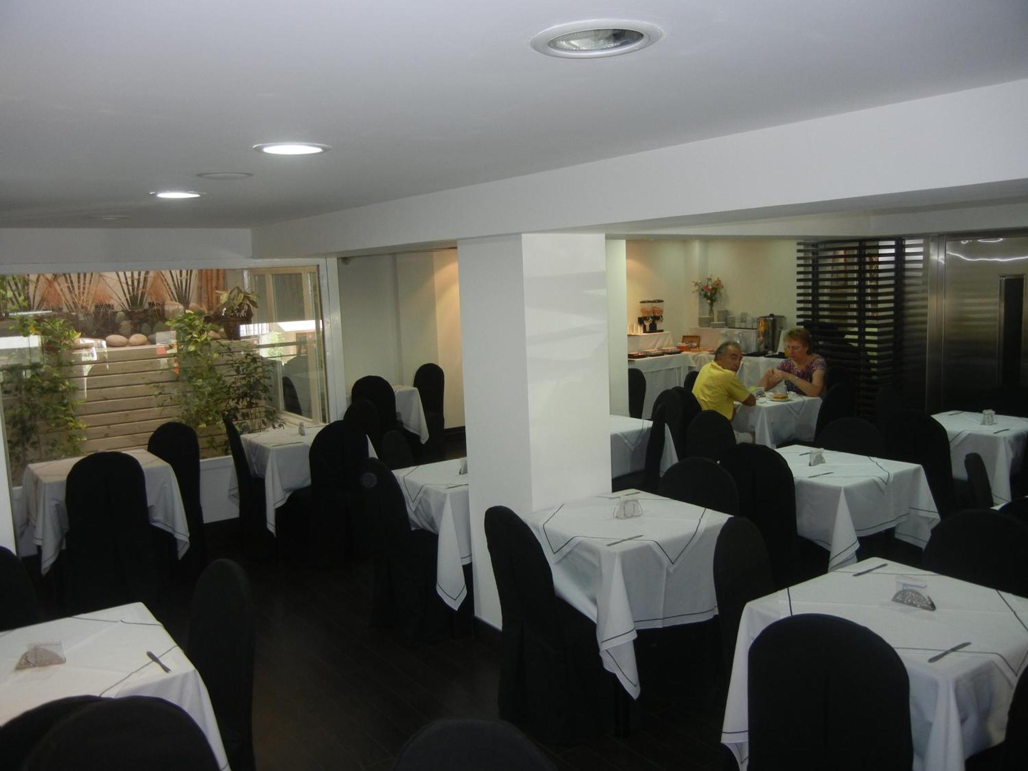 Hotel Corbel Superior Мар дел Плата Екстериор снимка