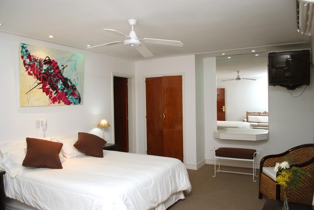 Hotel Corbel Superior Мар дел Плата Екстериор снимка